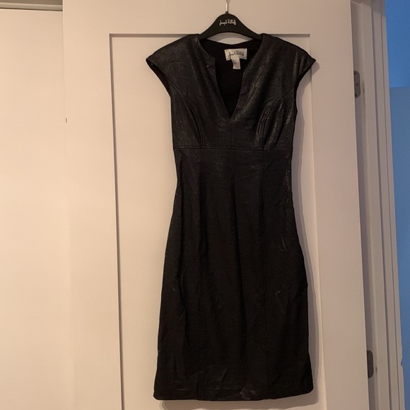 Beautiful JR dress - Picture 3 of 6